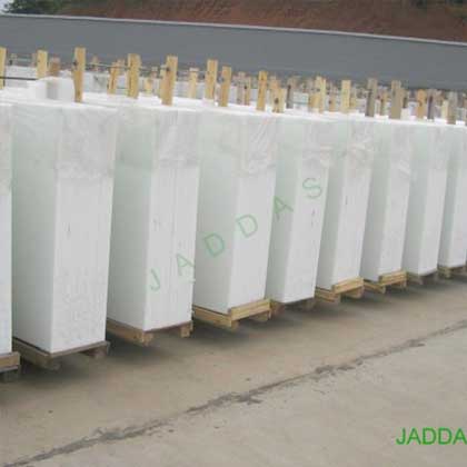 ألواح الزجاج النانوي