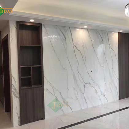 تكسية الجدران الزجاجية النانوية