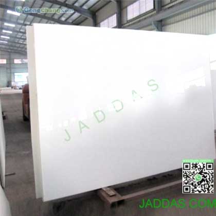 ألواح الزجاج النانوي