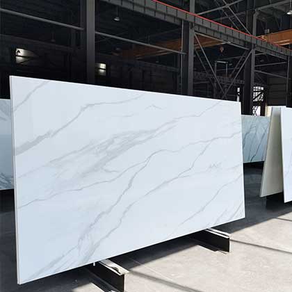 لوح الزجاج النانوي الأبيض Calacatta