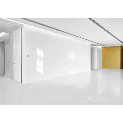 بلاط زجاجي متبلور